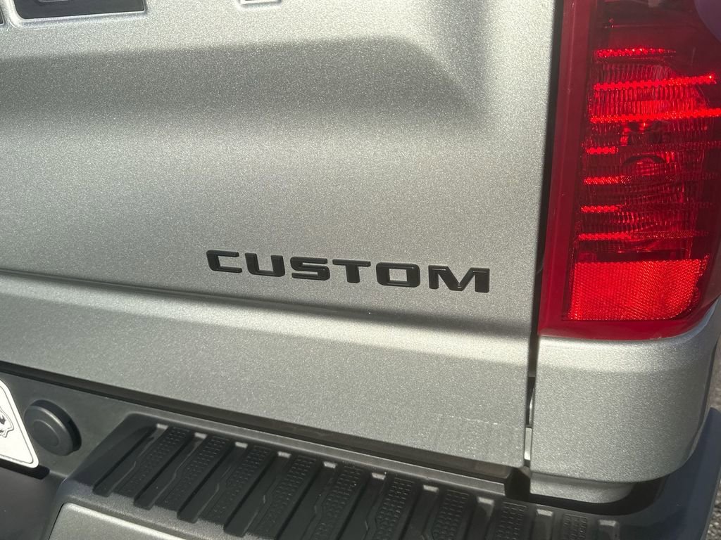Certified 2024 Chevrolet Silverado 1500 Custom w/ Turbomax Blackout Package image 32