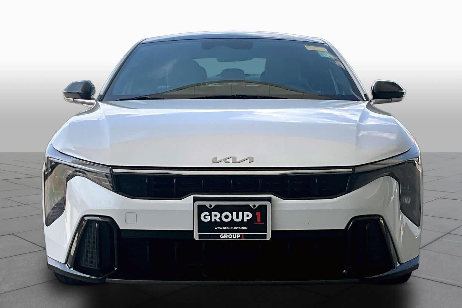 Used 2025 Kia K4 GT-Line w/ GT-Line Premium Package FWD image 4