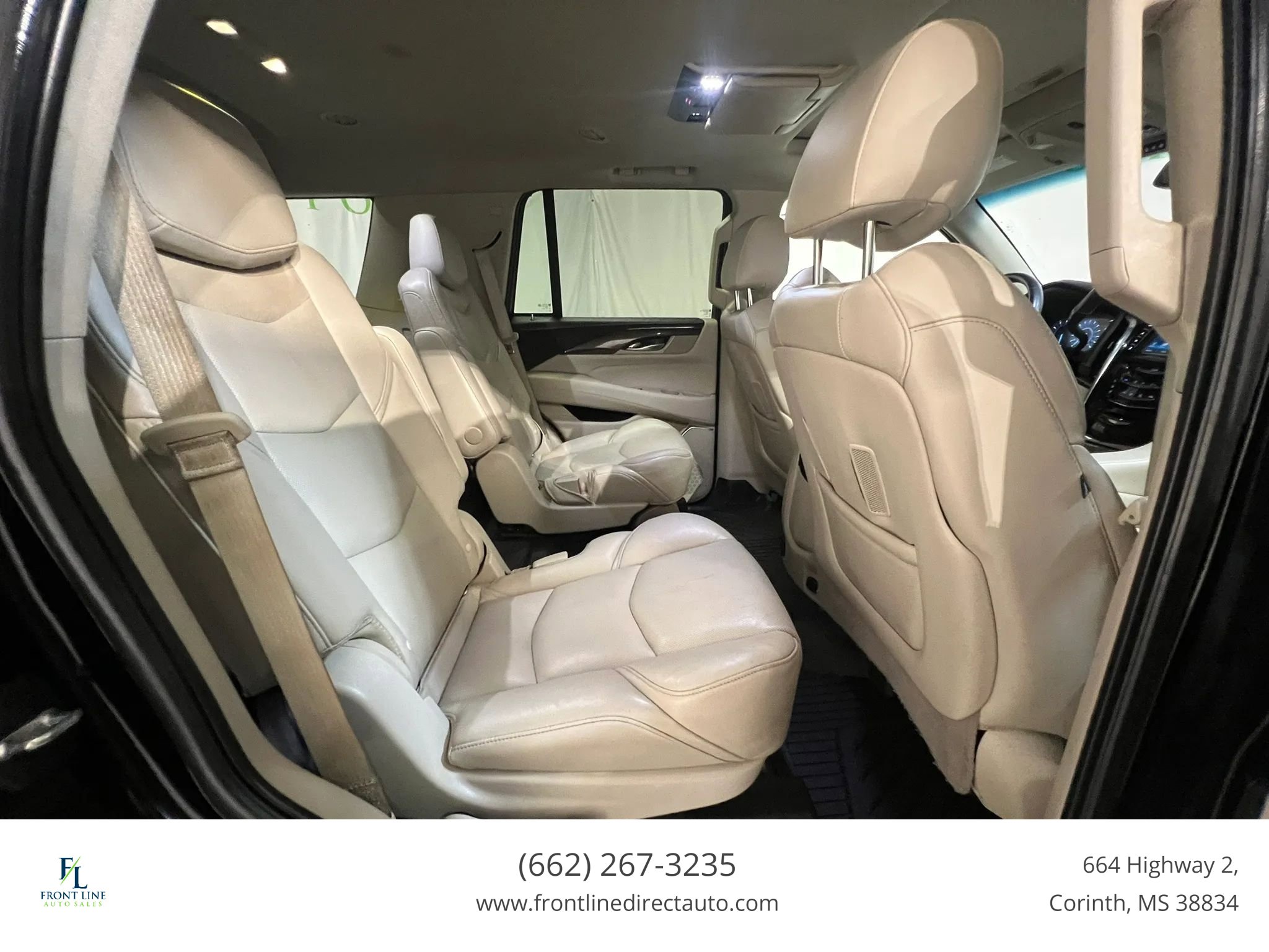 Used 2018 Cadillac Escalade Premium Luxury AWD/4WD image 23