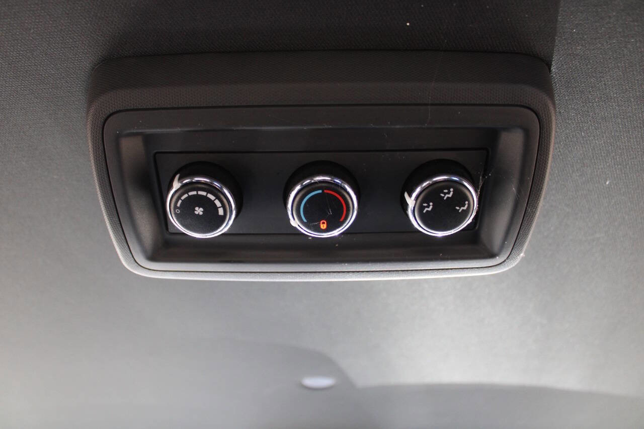 Used 2017 Dodge Grand Caravan SXT w/ Blacktop Package FWD image 41