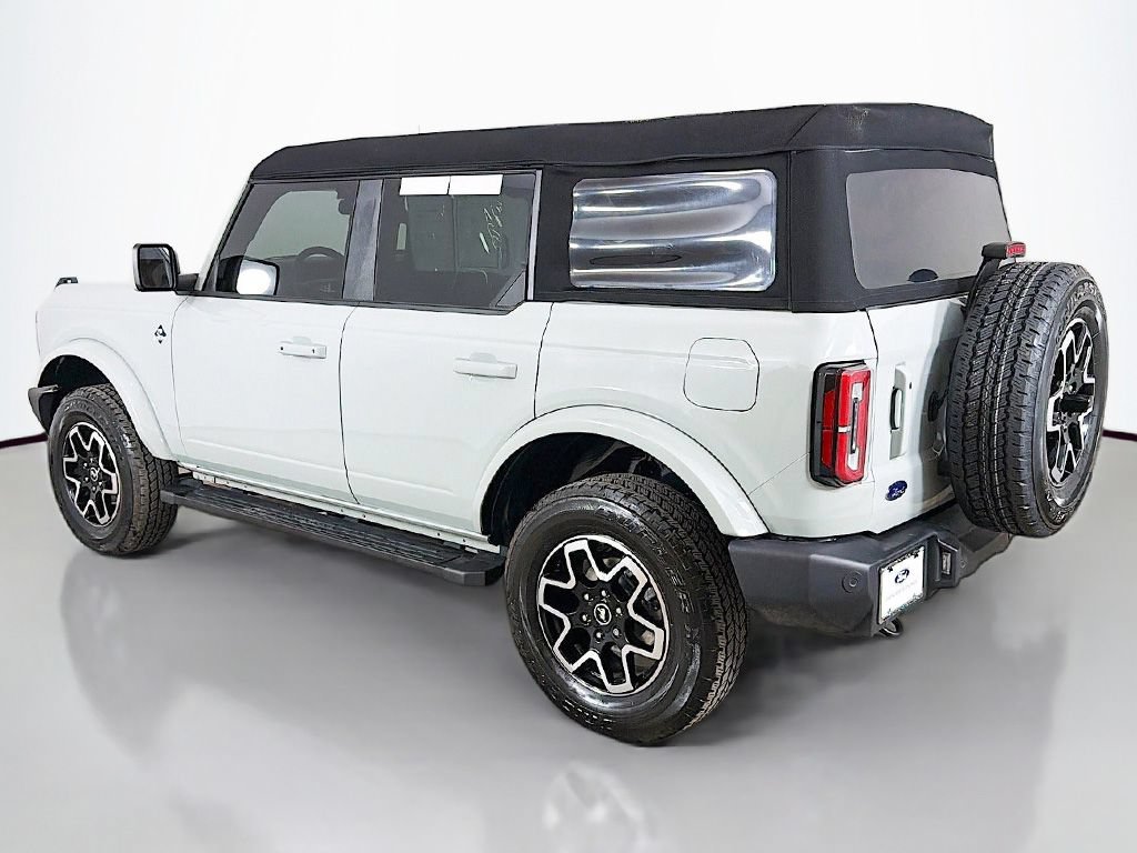 Used 2023 Ford Bronco Outer Banks AWD/4WD image 11