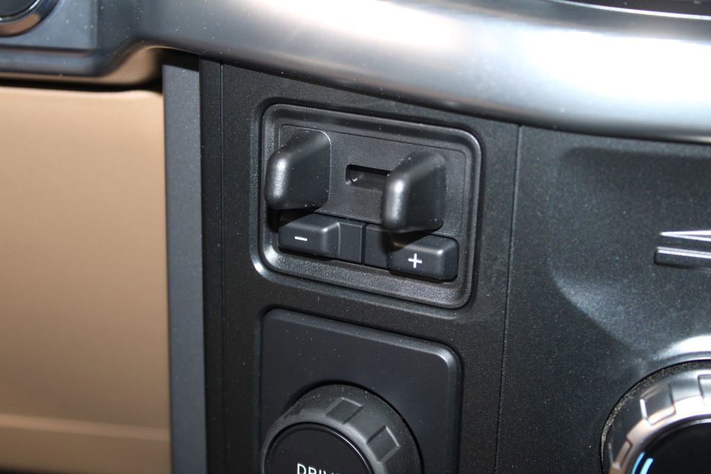 Used 2022 Ford F150 Lariat w/ Equipment Group 501A Mid image 49