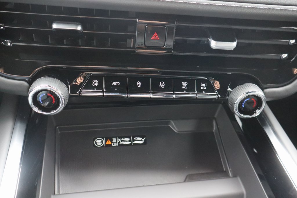 New 2025 Chevrolet Suburban LT w/ Advanced Technology Package image 10