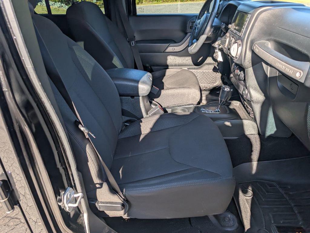 Used 2017 Jeep Wrangler Unlimited Sport w/ Quick Order Package 24S image 18