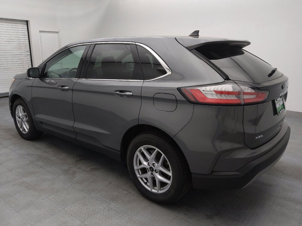 Used 2023 Ford Edge SEL image 3