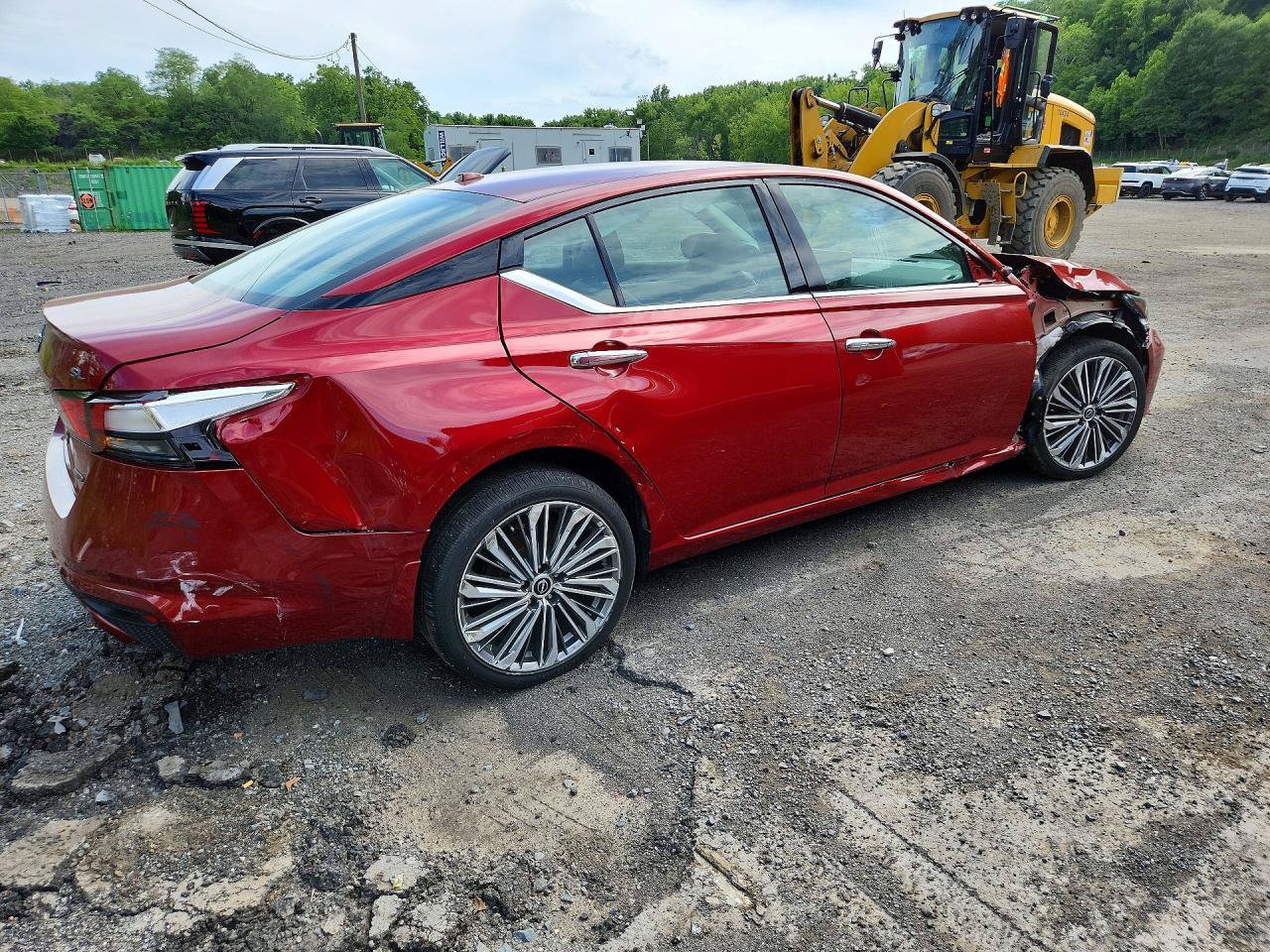 Used 2024 Nissan Altima 2.5 SL AWD/4WD image 4