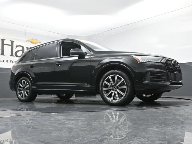 Used 2023 Audi Q7 2.0T Premium Plus w/ Premium Plus Package AWD/4WD image 2