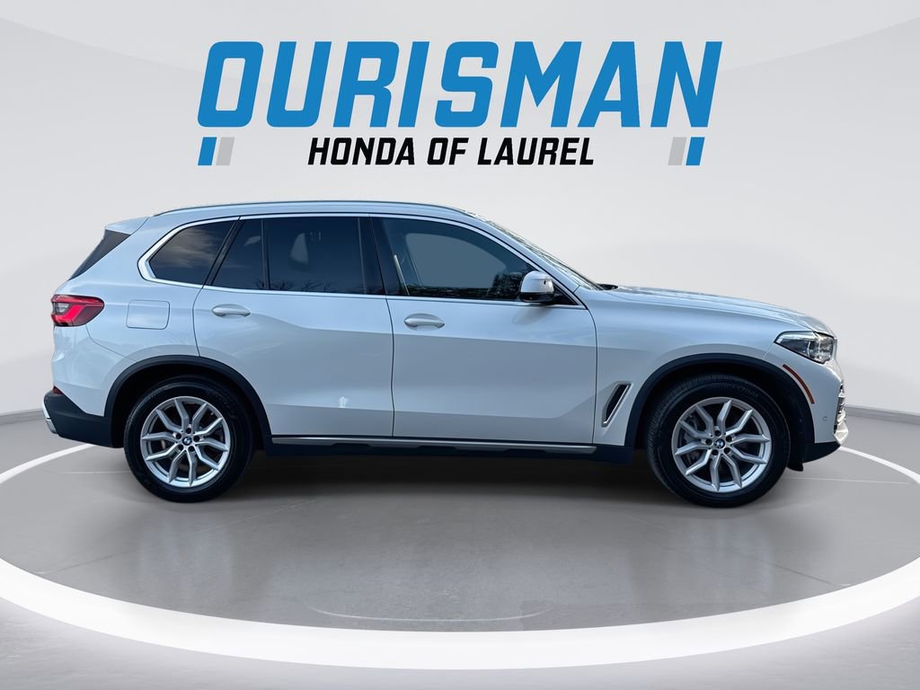 Used 2020 BMW X5 xDrive50i w/ Executive Package AWD/4WD image 9