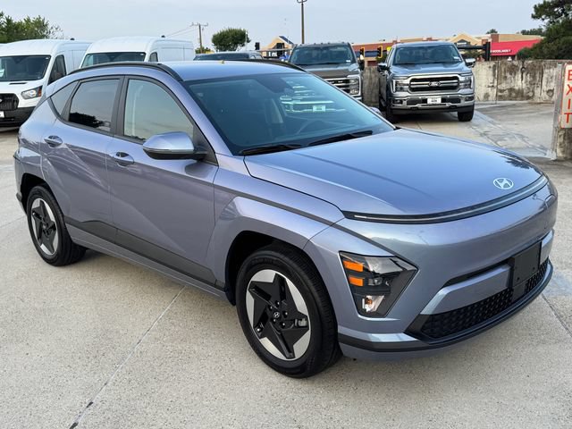 Used 2024 Hyundai Kona SEL FWD image 6