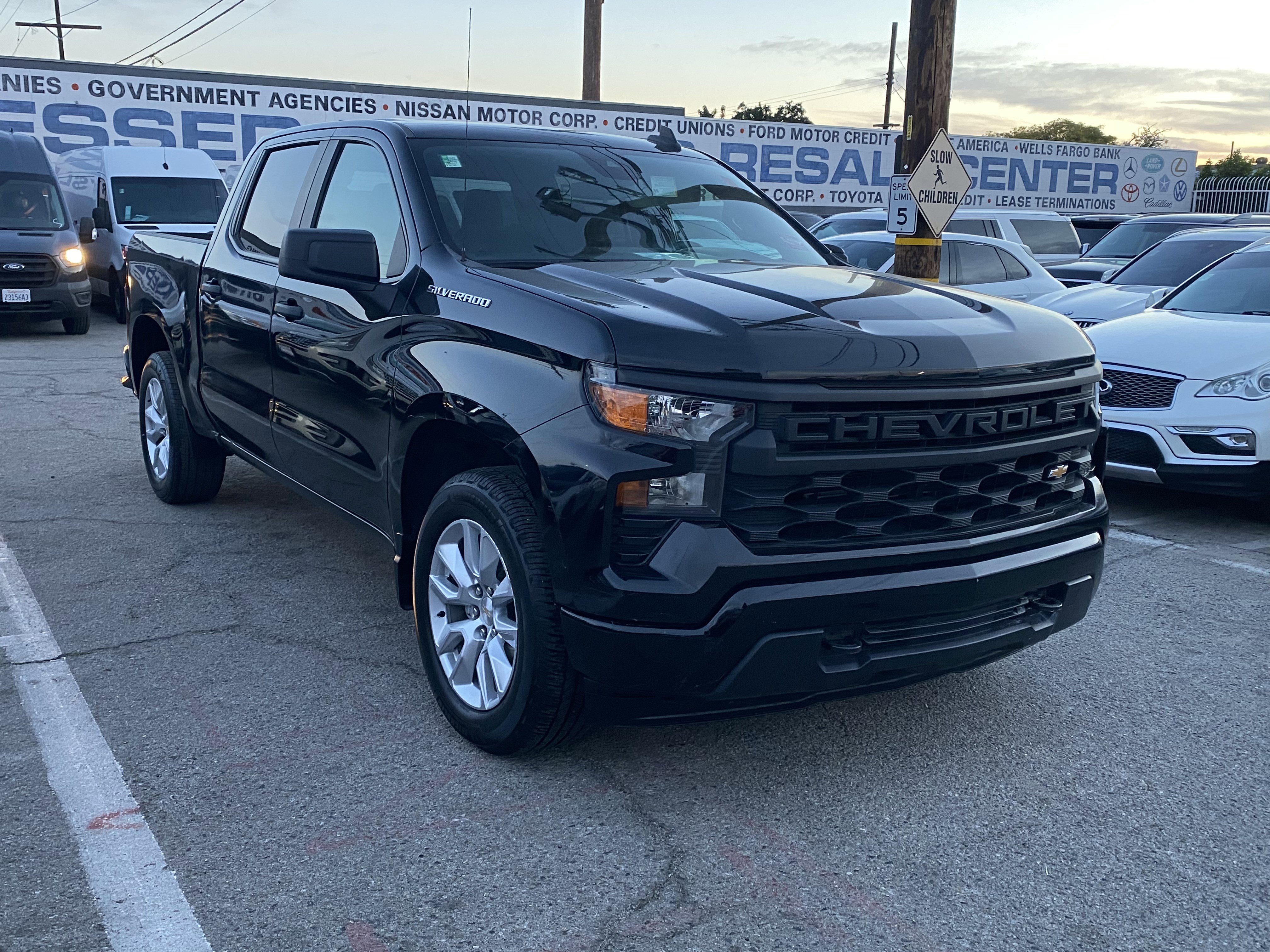 Used 2022 Chevrolet Silverado 1500 Custom image 7