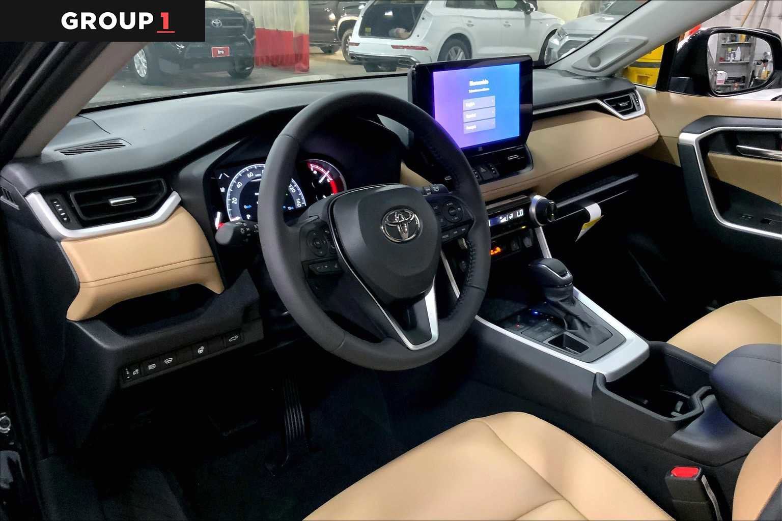 Used 2025 Toyota RAV4 XLE Premium w/ Weather Package AWD/4WD image 8