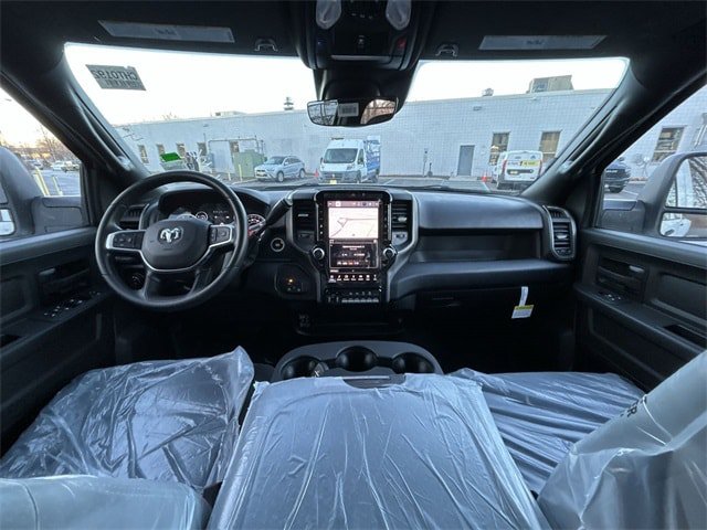 New 2026 RAM 3500 Tradesman AWD/4WD image 12