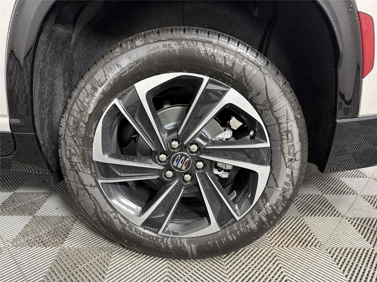 New 2026 Buick Enclave Sport Touring w/ Power Package FWD image 20