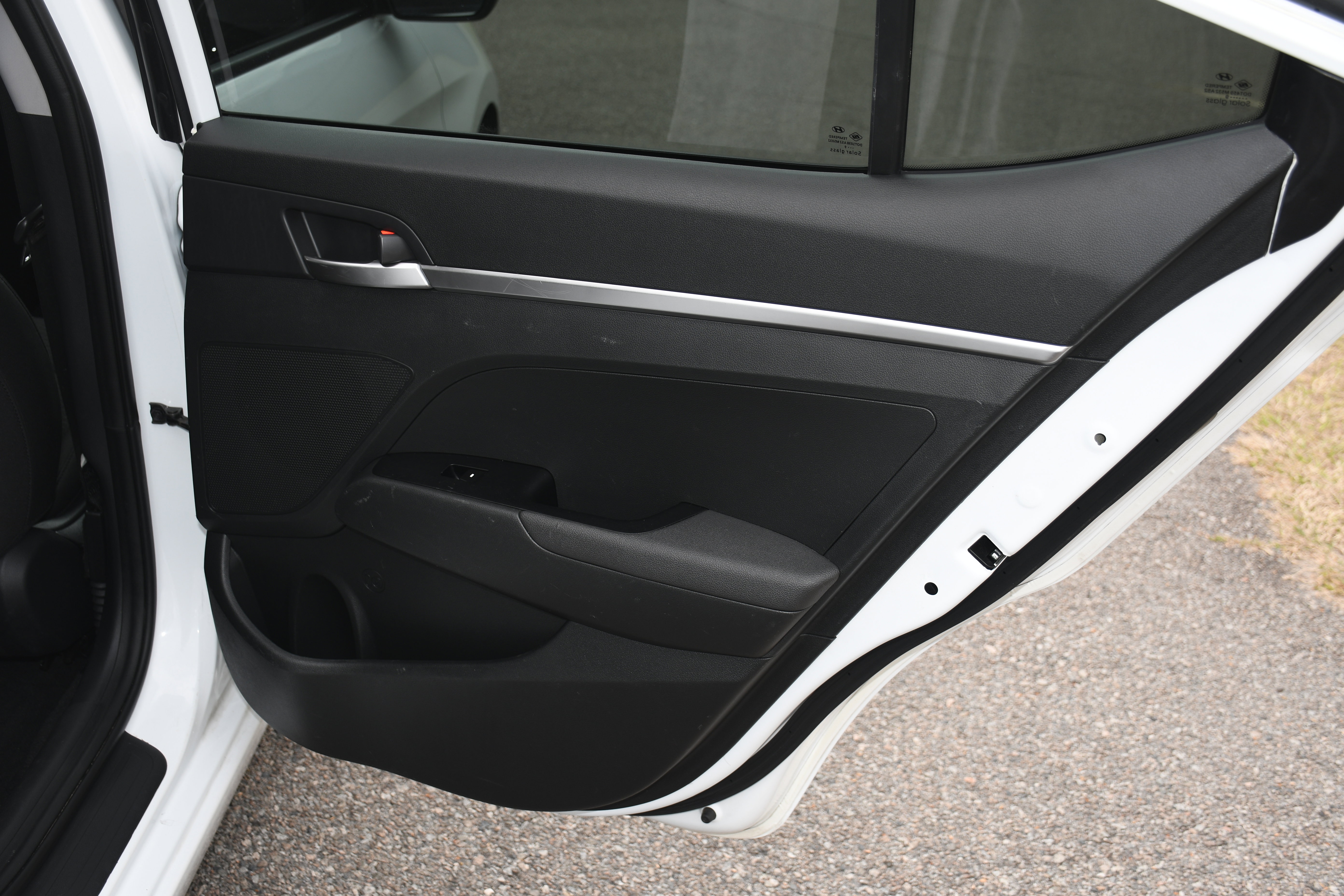 Used 2020 Hyundai Elantra SE w/ Cargo Package (C1) image 18