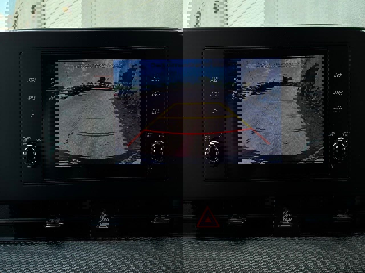 Used 2025 Kia Sportage LX AWD/4WD image 30