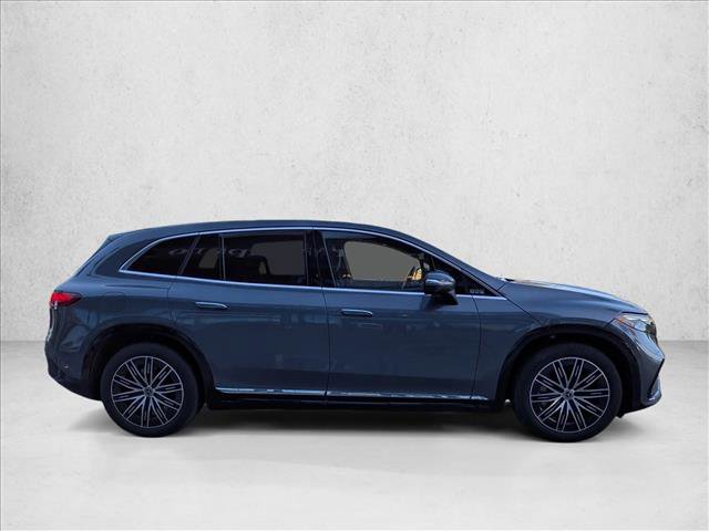Used 2023 Mercedes-Benz EQS 580 4MATIC SUV image 4