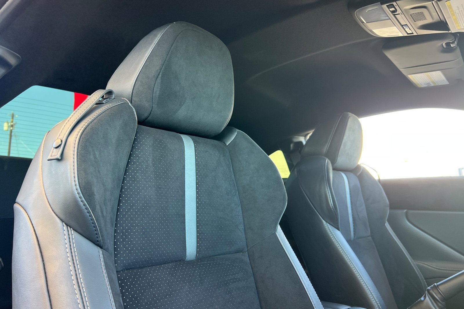Used 2025 Toyota GR86 Premium w/ ALL Weather Mat Package (TMS) RWD image 15