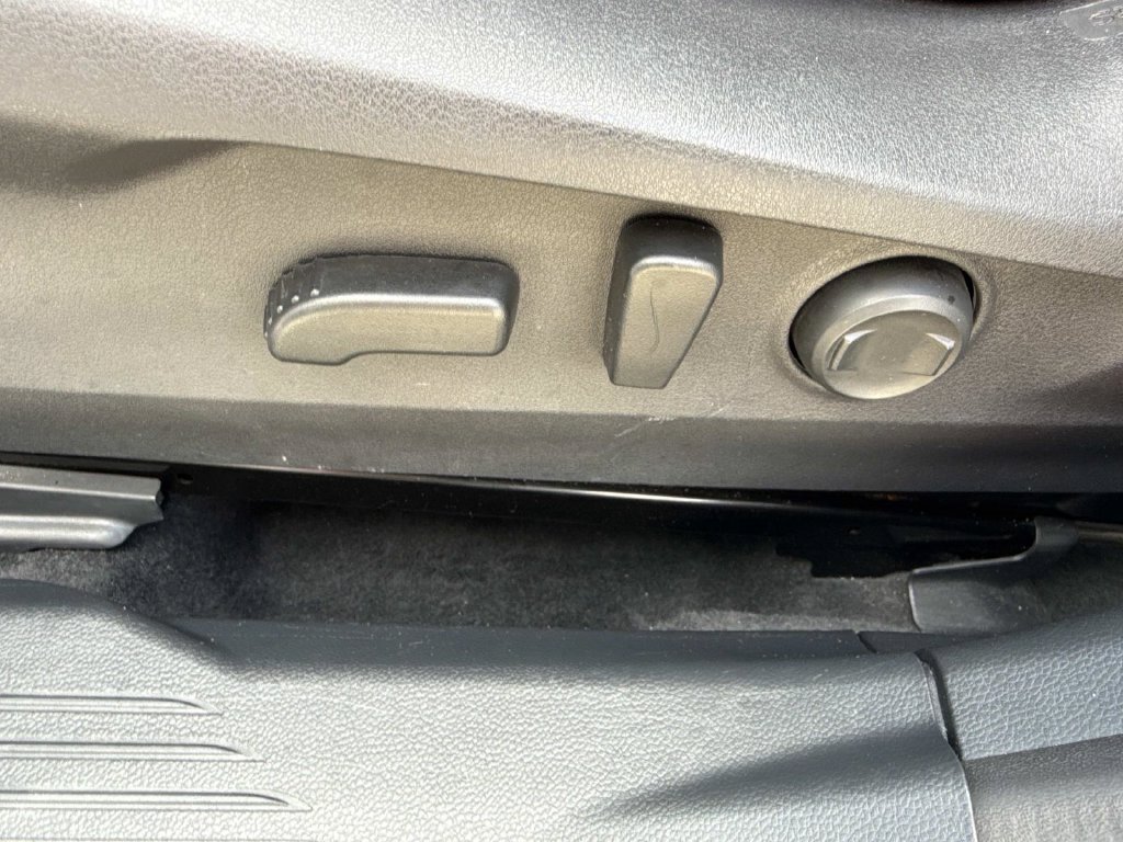 Used 2023 Subaru Outback Wilderness AWD/4WD image 27