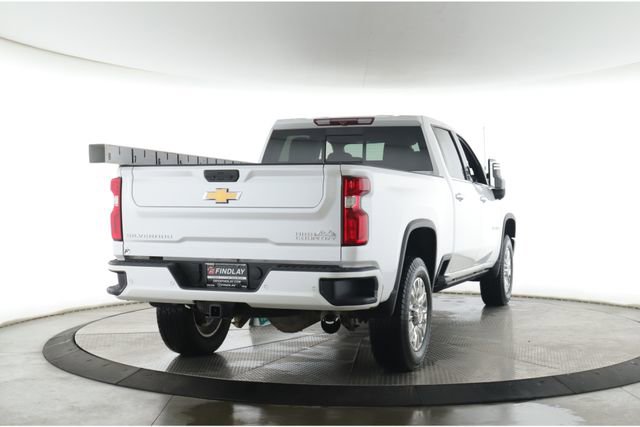 Used 2022 Chevrolet Silverado 2500 High Country w/ Safety Package II AWD/4WD image 7