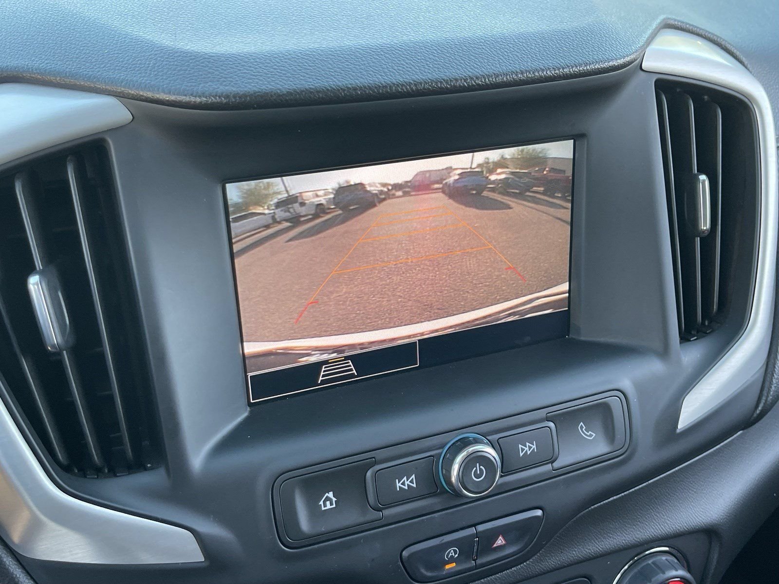 Certified 2022 GMC Terrain SLE w/ Driver Convenience Package FWD image 30