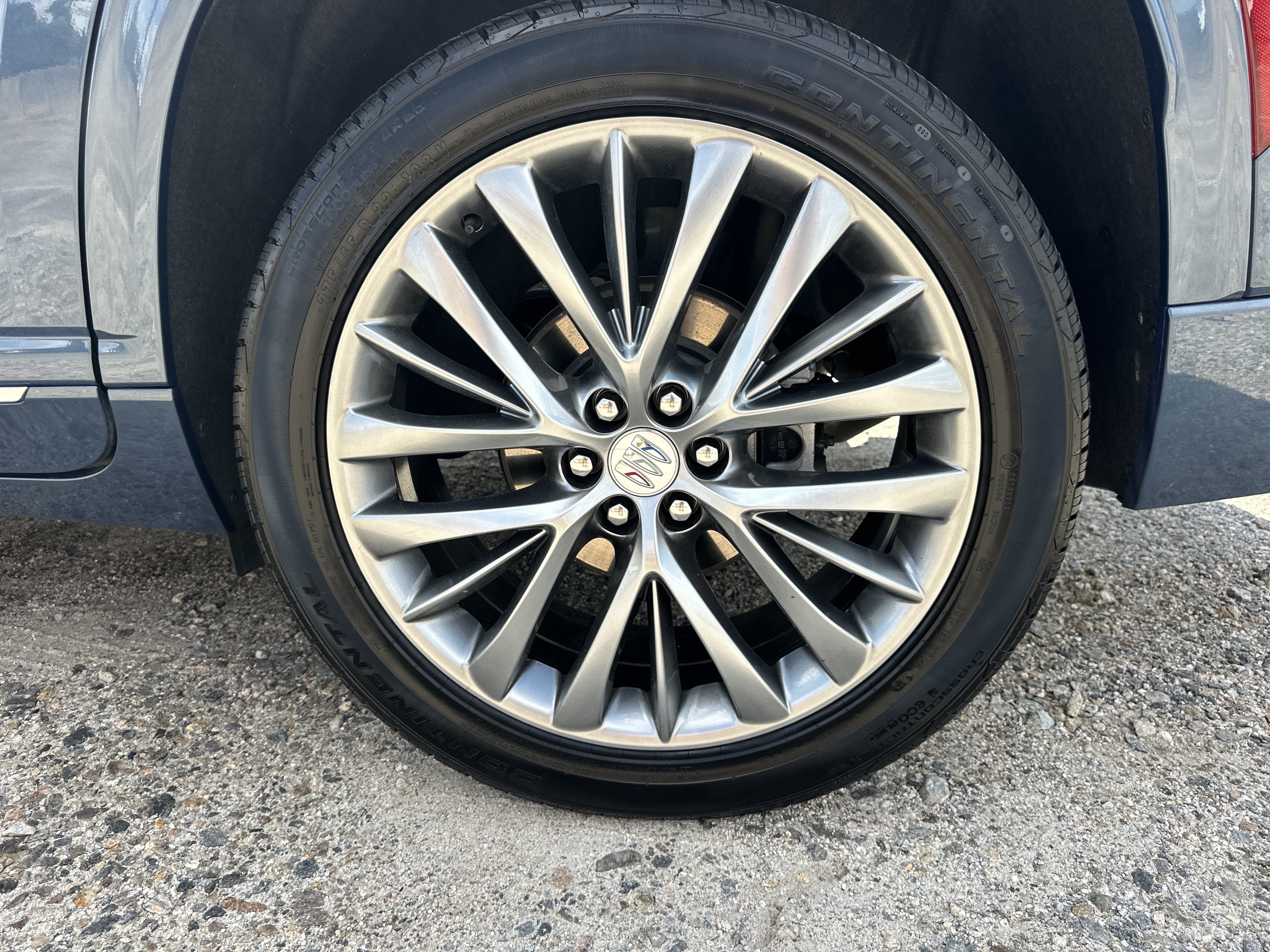 Certified 2025 Buick Enclave Avenir w/ Super Cruise Package AWD/4WD image 22