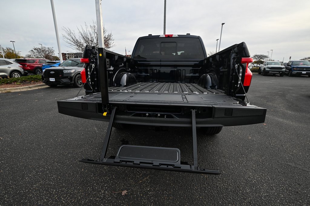 New 2025 Ford F150 Lightning Lariat image 14
