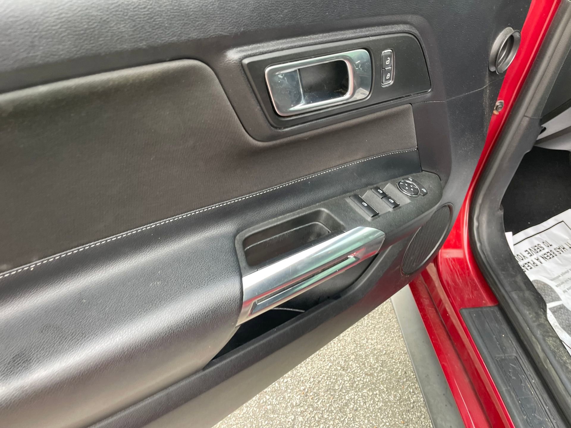 Used 2019 Ford Mustang EcoBoost w/ Black Accent Package image 12