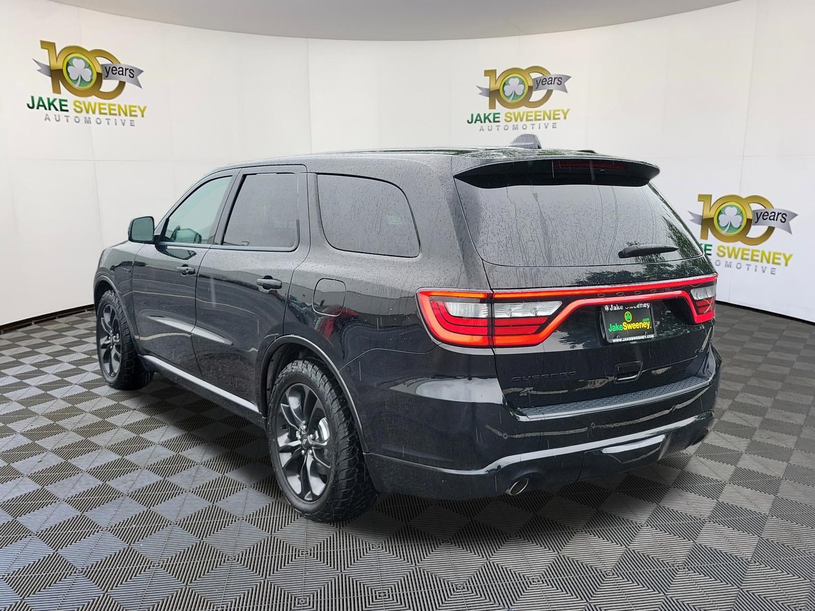 Used 2022 Dodge Durango R/T w/ Blacktop Package AWD/4WD image 4