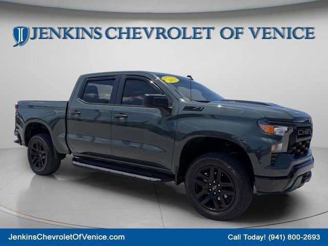 Certified 2025 Chevrolet Silverado 1500 Custom Trail Boss w/ Dark Appearance Package AWD/4WD image 1