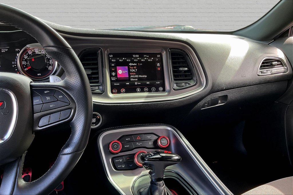 Used 2022 Dodge Challenger R/T RWD image 9