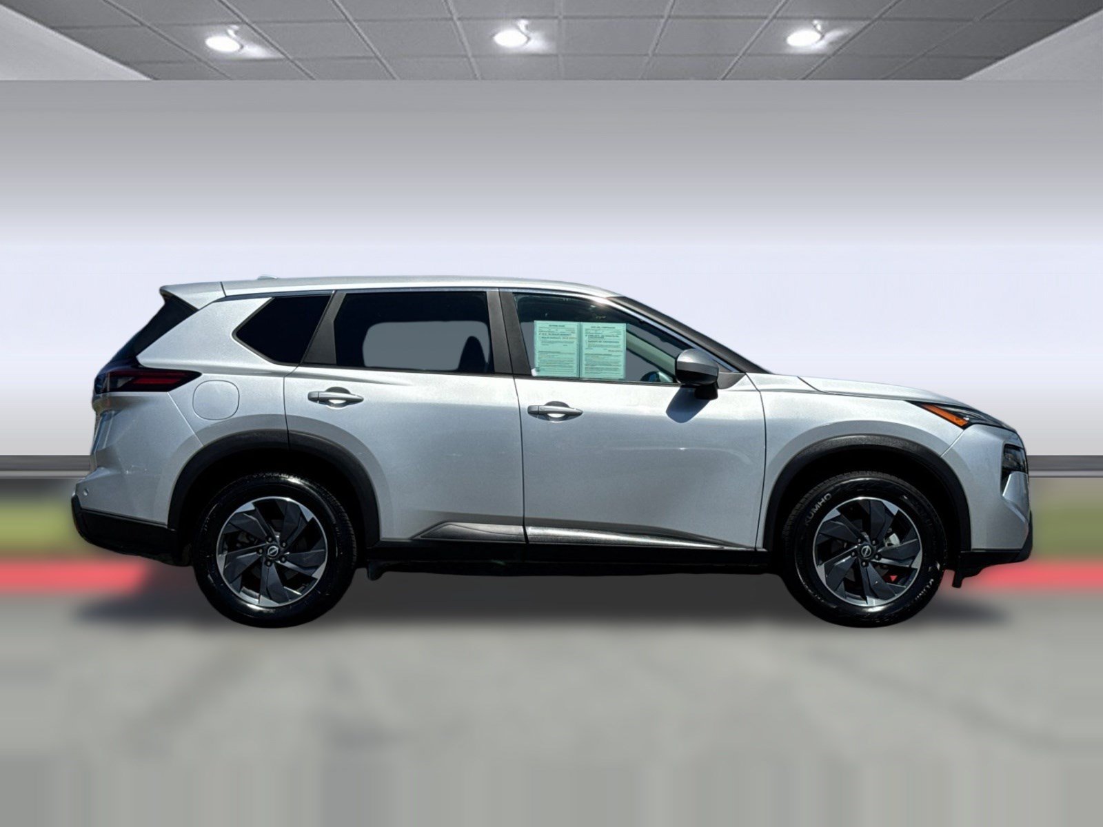 Used 2024 Nissan Rogue SV FWD image 7