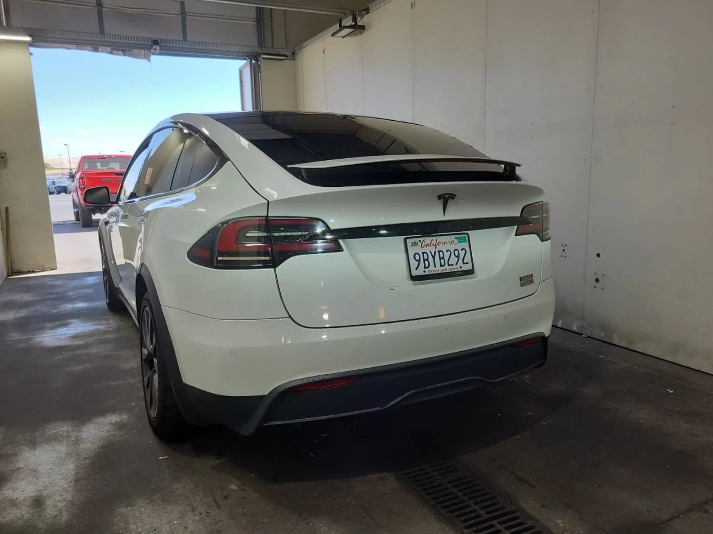 Used 2022 Tesla Model X Plaid AWD/4WD image 6