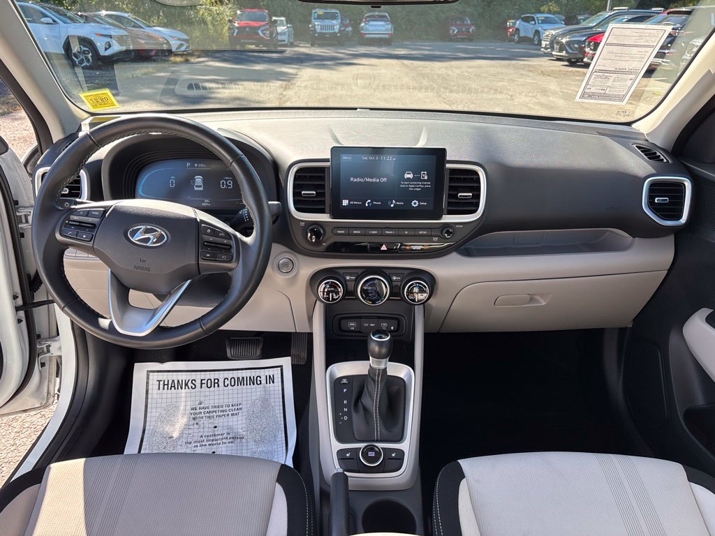 New 2026 Hyundai Venue SEL FWD image 16
