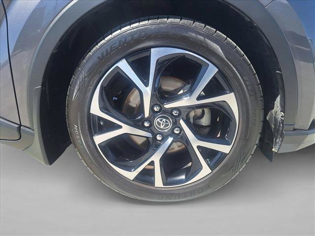 Certified 2021 Toyota C-HR XLE FWD image 20