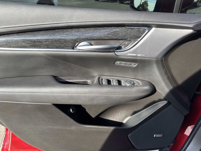 Used 2021 Cadillac XT5 Premium Luxury image 9