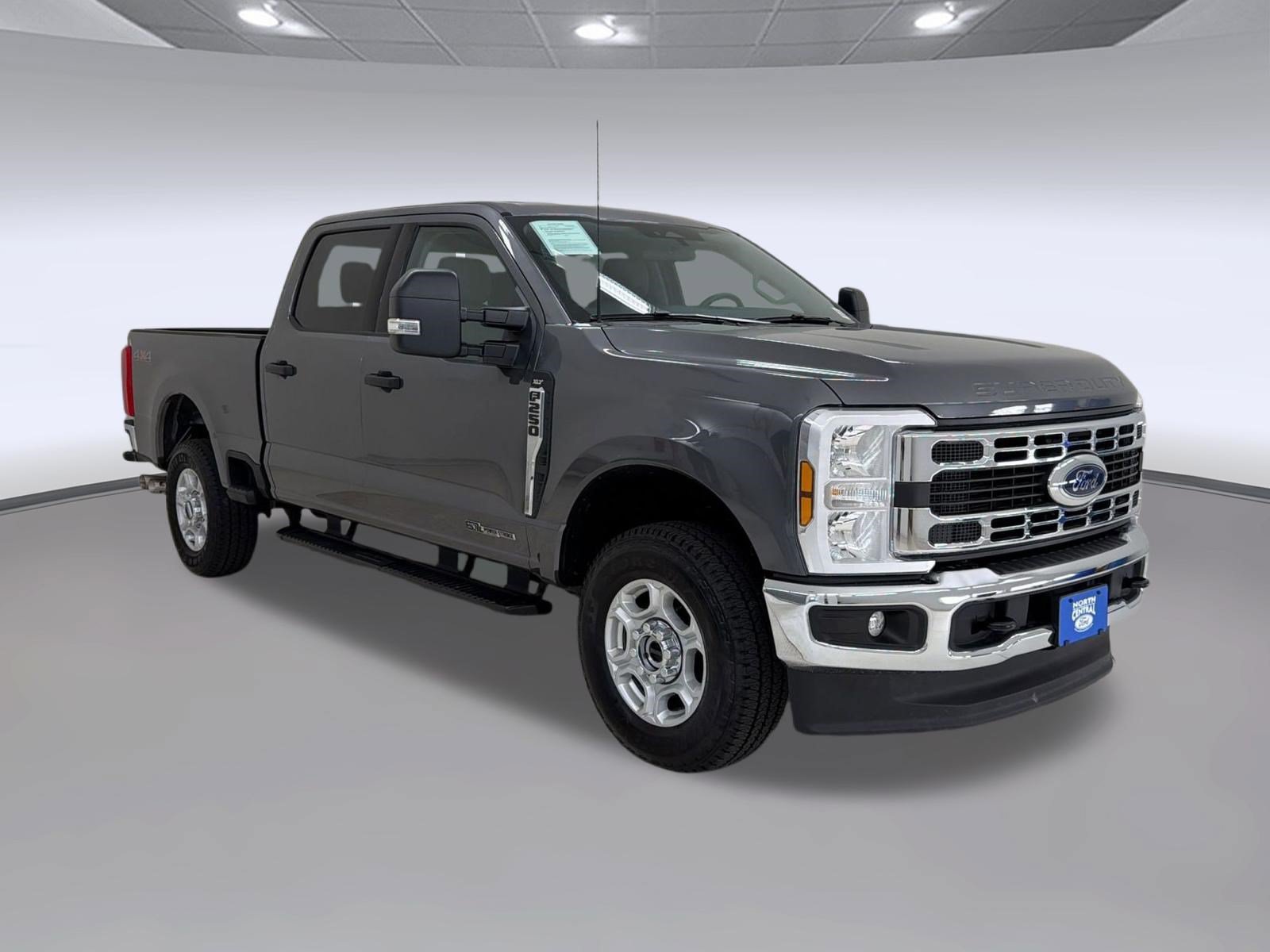Used 2025 Ford F250 XLT AWD/4WD image 7