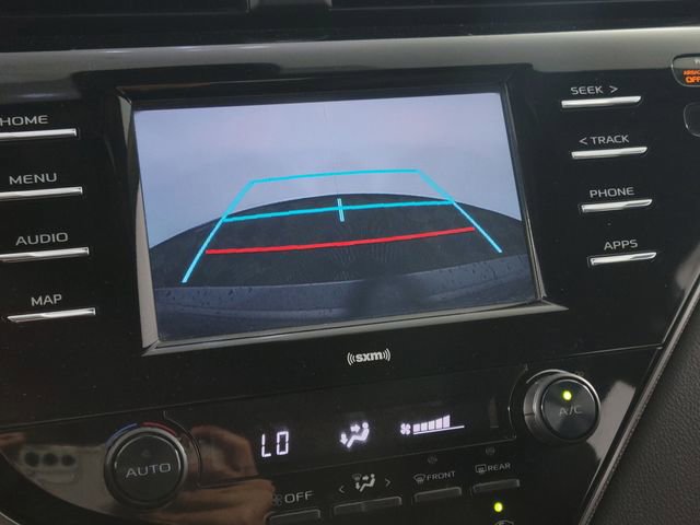 Used 2020 Toyota Camry SE image 18