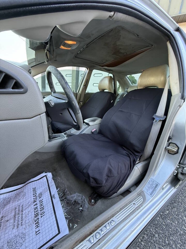 Used 2001 Volvo S40 FWD image 12