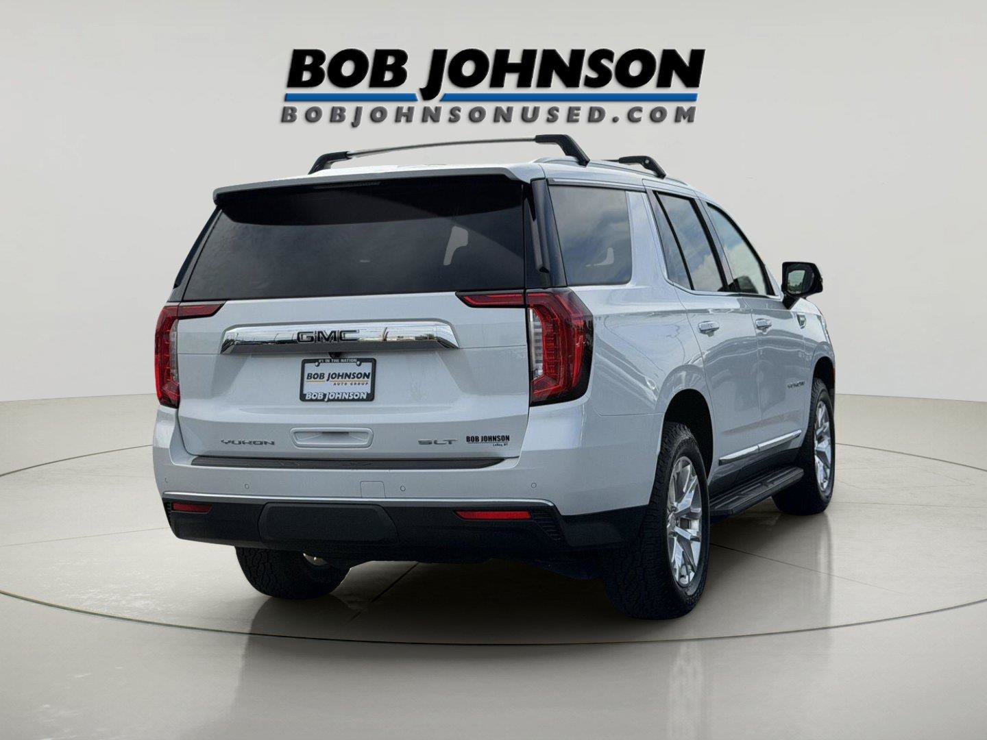 Used 2024 GMC Yukon SLT w/ SLT Luxury Package AWD/4WD image 9