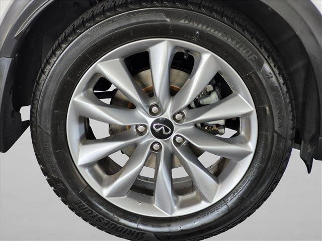 Used 2020 INFINITI QX50 Luxe w/ Navigation Package FWD image 23
