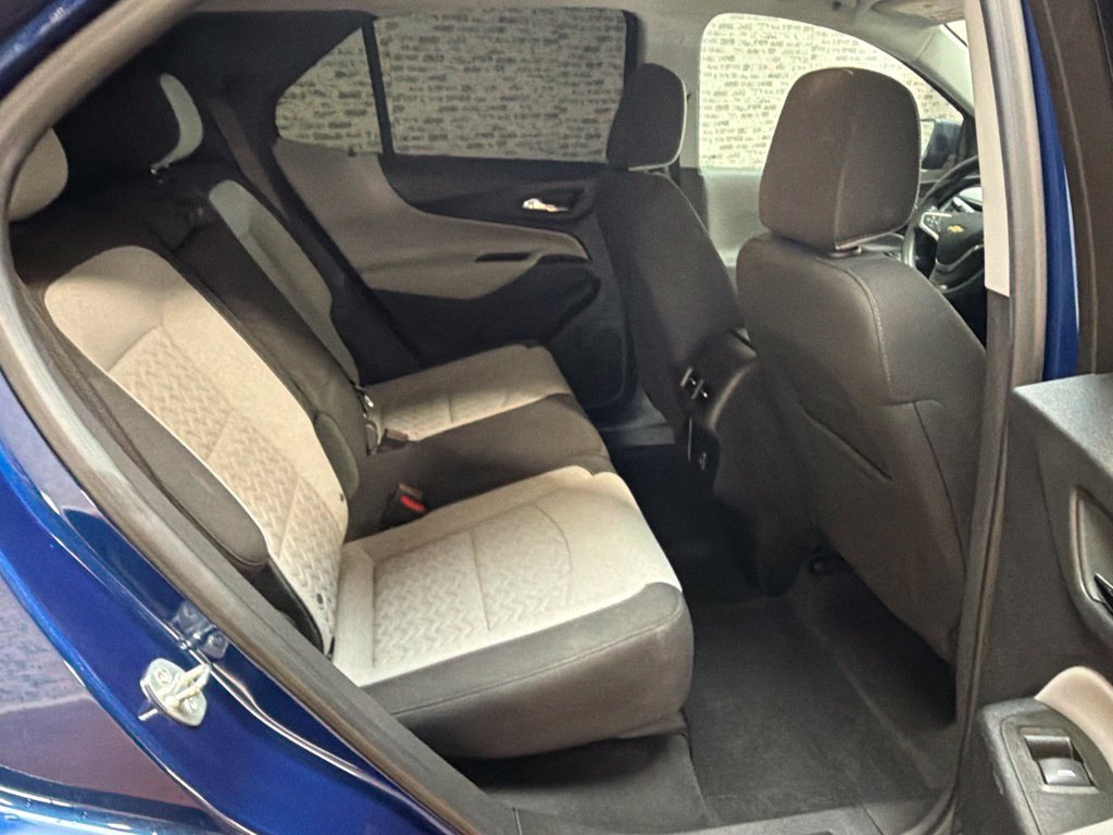 Used 2023 Chevrolet Equinox LS w/ LS Convenience Package FWD image 11
