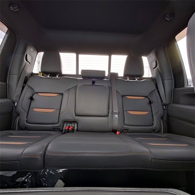 Used 2023 GMC Sierra 2500 AT4 w/ AT4 Preferred Package image 26