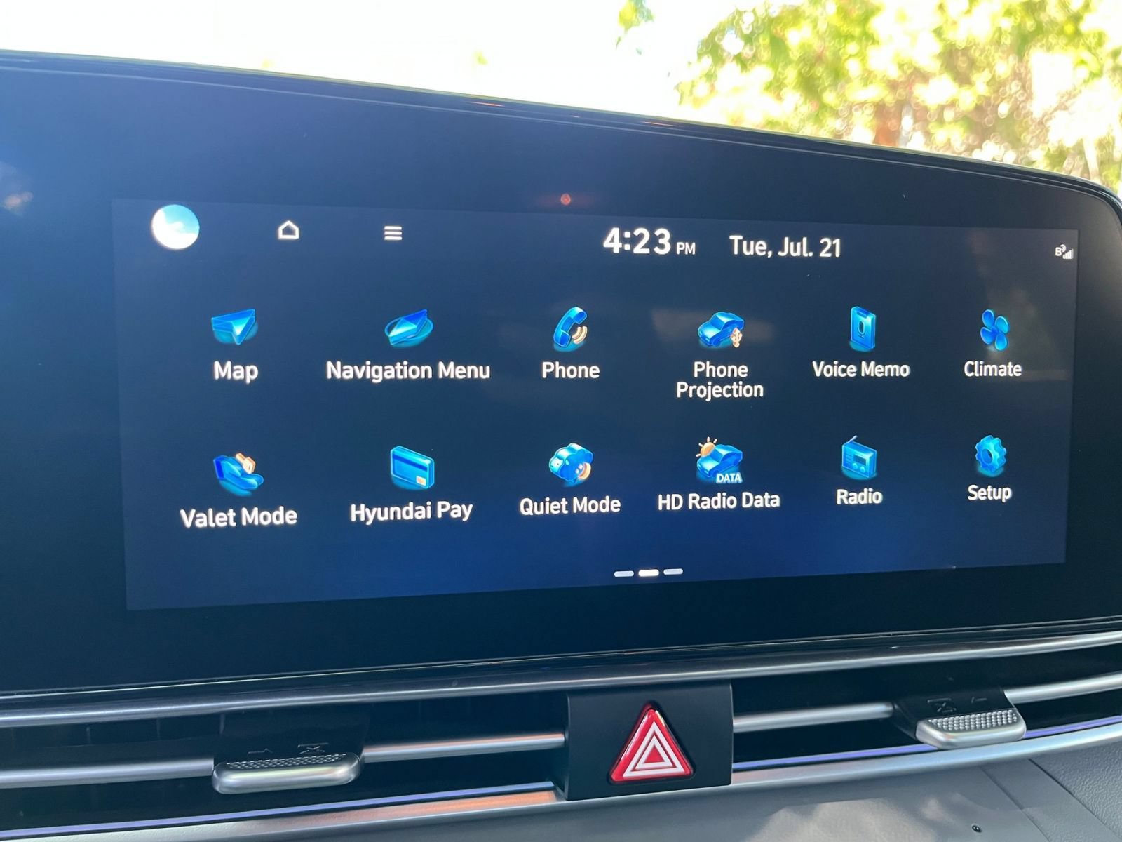 Used 2025 Hyundai Elantra SEL FWD image 21