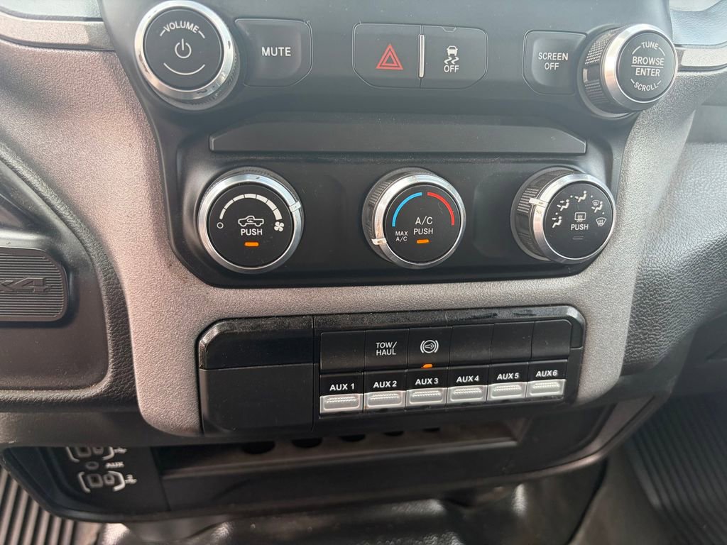 Used 2024 RAM 3500 Tradesman AWD/4WD image 14