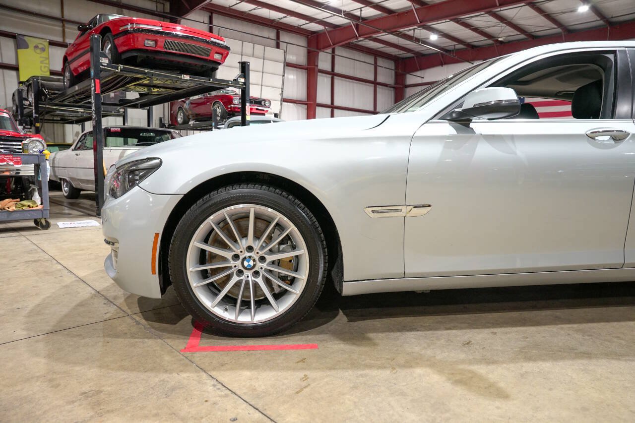 Used 2013 BMW 750Li xDrive AWD/4WD image 3
