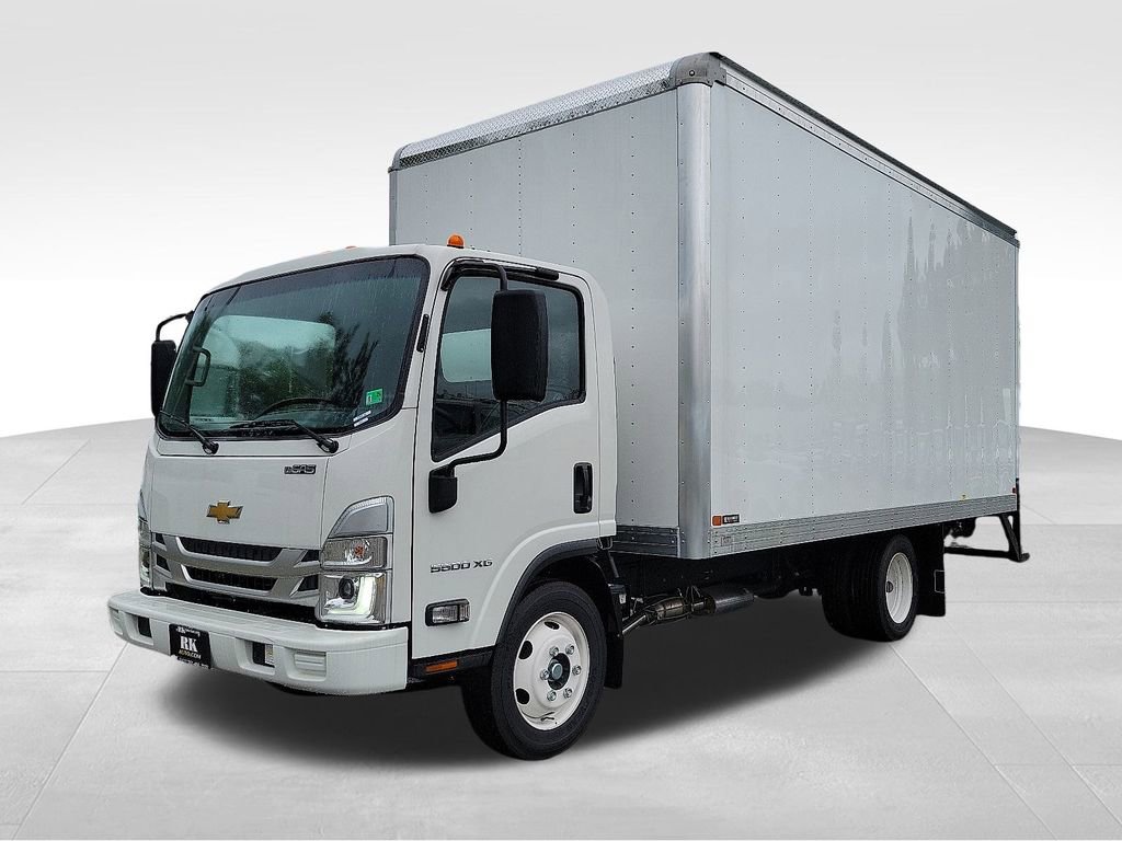 New 2025 Chevrolet Low Cab Forward 5500XG image 2