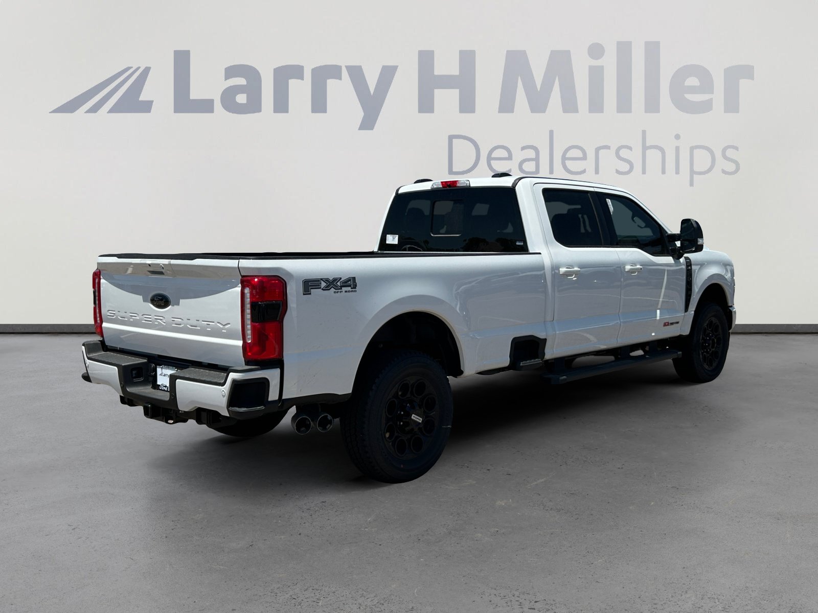 New 2026 Ford F350 Lariat w/ Black Appearance Package AWD/4WD image 5