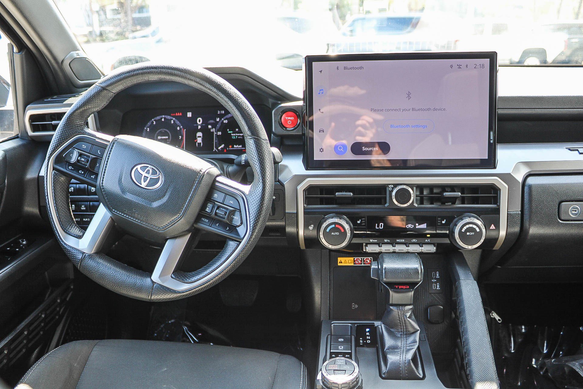 Used 2024 Toyota Tacoma TRD Off-Road w/ TRD Off Road Upgrade Package AWD/4WD image 14