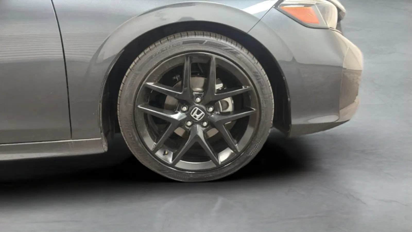 Used 2025 Honda Civic Sport image 25