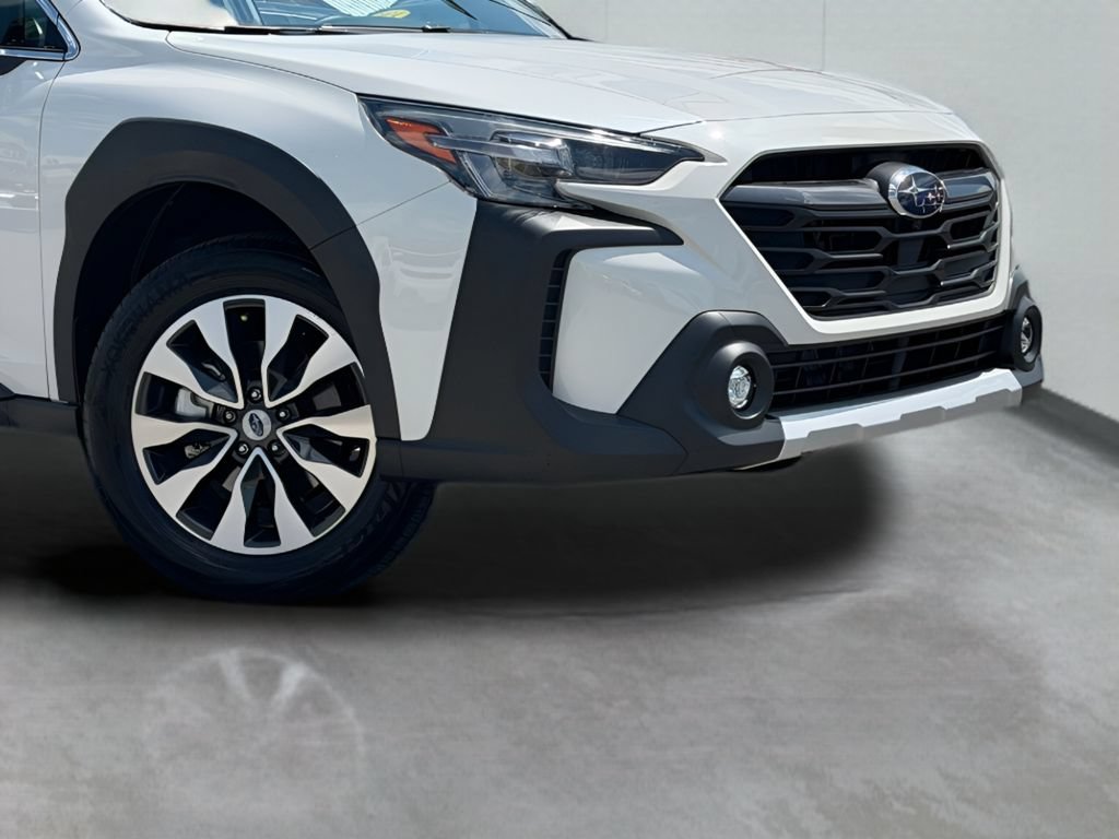 Used 2025 Subaru Outback Touring XT AWD/4WD image 3